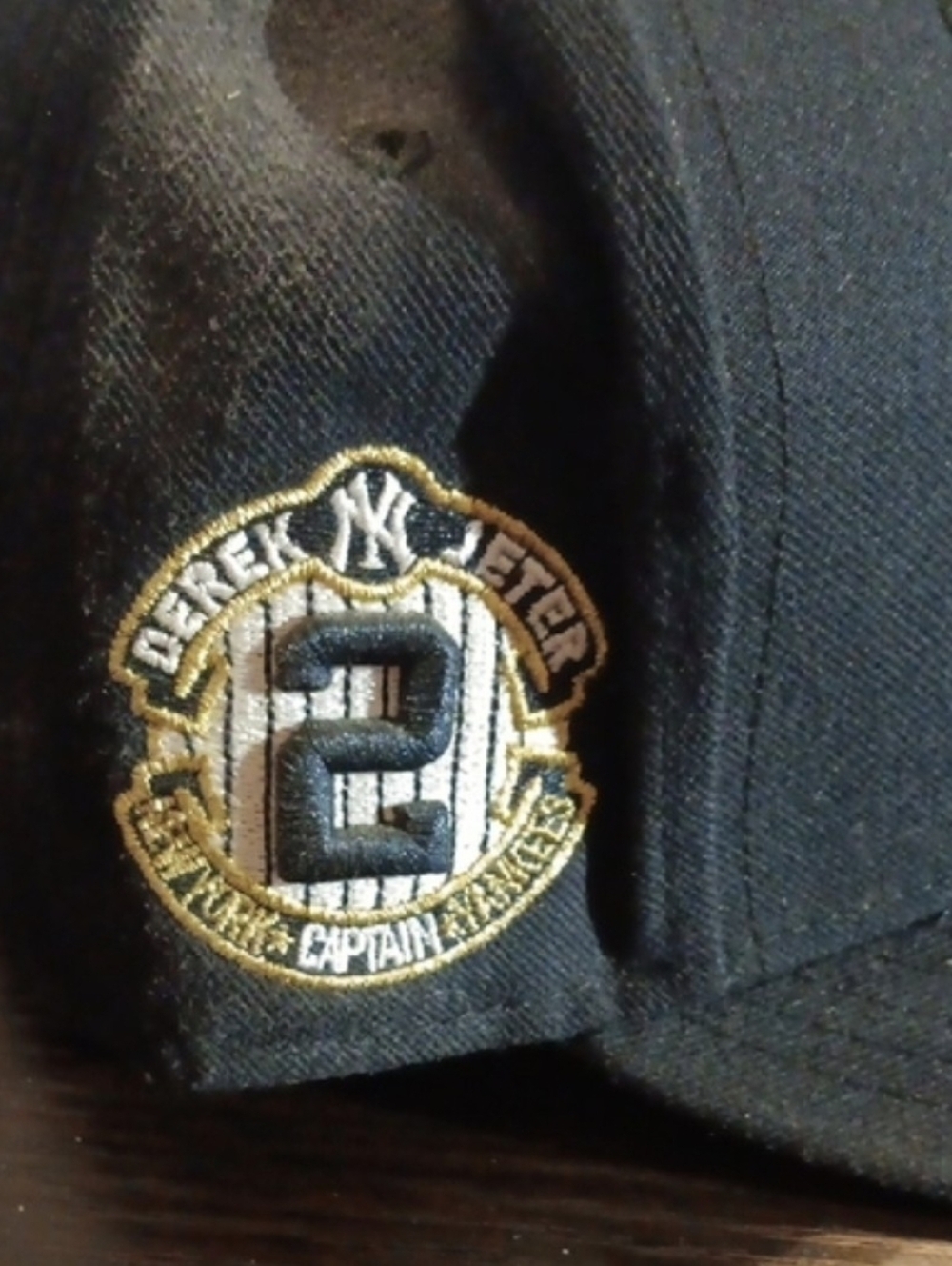 NY Yankees (Derrick Jeter) New Era Dark Blue and Gold Fitted Hat Size 7 3/8 - Picture 3 of 5